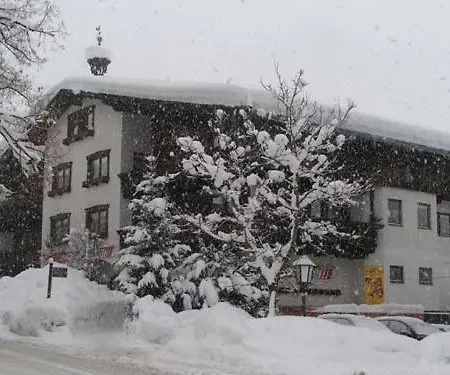 Haus Guest house *
