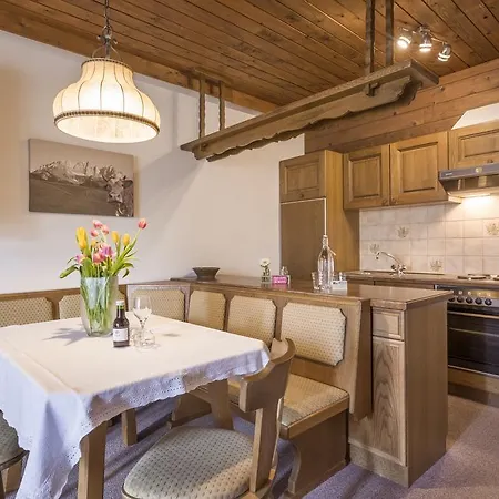 Haus Pensión Kössen